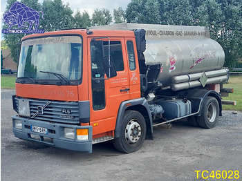 Tankwagen VOLVO FL6