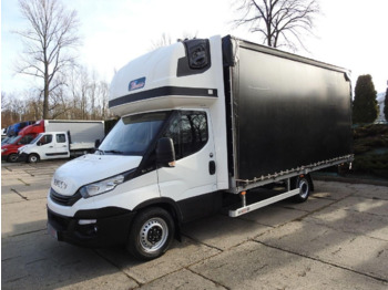 Huifzeil bedrijfswagen IVECO Daily 35s18