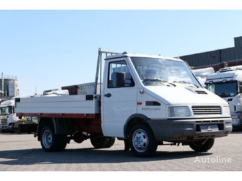 Bestelwagen met open laadbak IVECO Daily