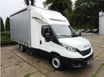 Huifzeil bedrijfswagen IVECO Daily 35s18