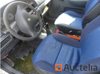 gesloten bestelwagen PEUGEOT Partner