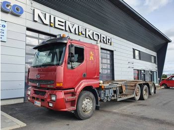 Autovrachtwagen vrachtwagen SISU E11