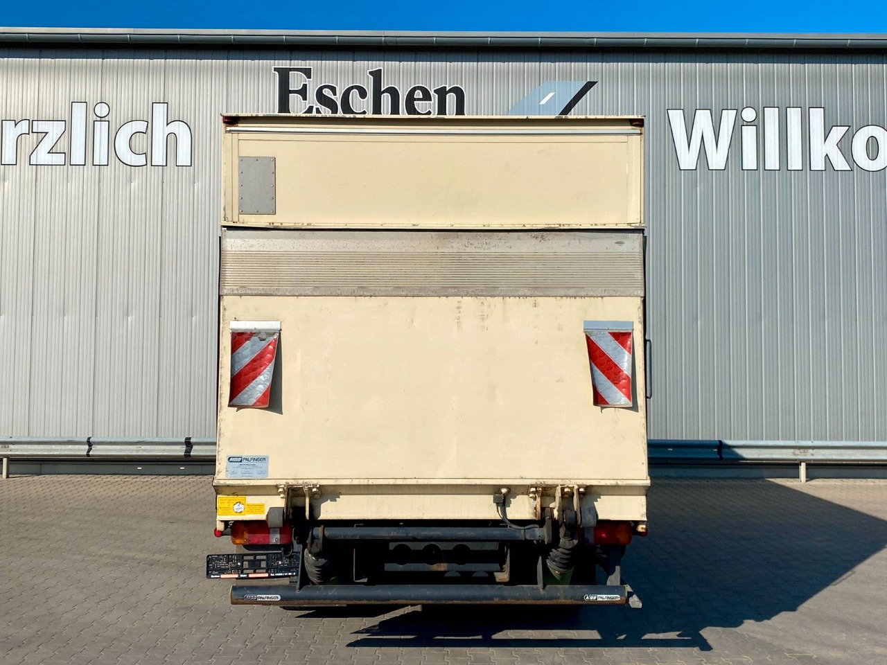 Bakwagen MAN TGL 8.150 Blatt/Blatt*5,5mKoffer*LBW*Seitentür MAN TGL 8.150 Blatt/Blatt*5,5mKoffer*LBW*Seitentür