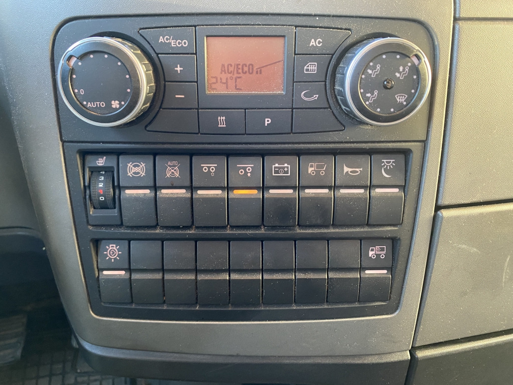 Bakwagen MAN TGX 26.400 6x2-2 LL / MBB-LBW