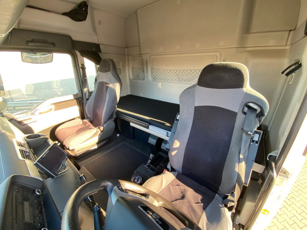 Bakwagen MAN TGX 26.400 6x2-2 LL / MBB-LBW