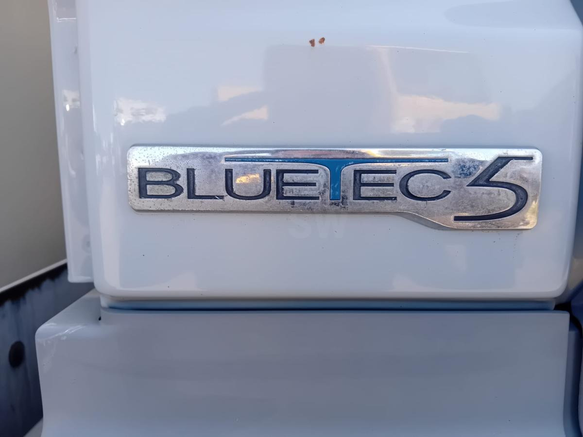 Bakwagen Mercedes Axor 1829