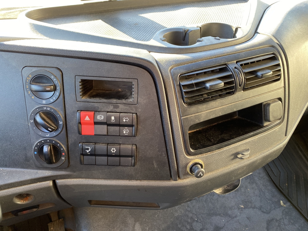 Bakwagen Mercedes-Benz 818 L Atego / BÄR-LBW