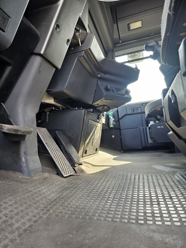 Bakwagen Renault AE380 PHASE1