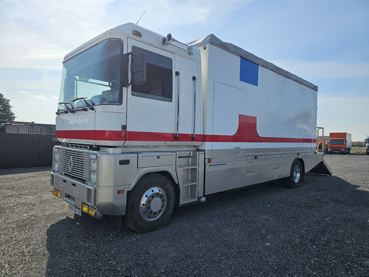 Bakwagen Renault AE380 PHASE1