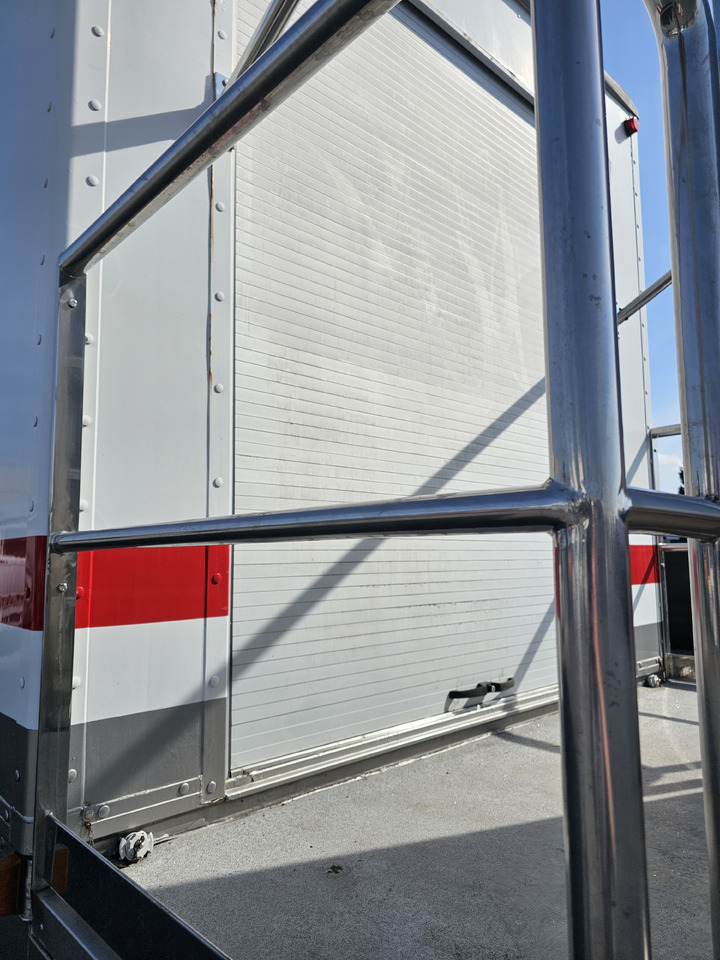 Bakwagen Renault AE380 PHASE1