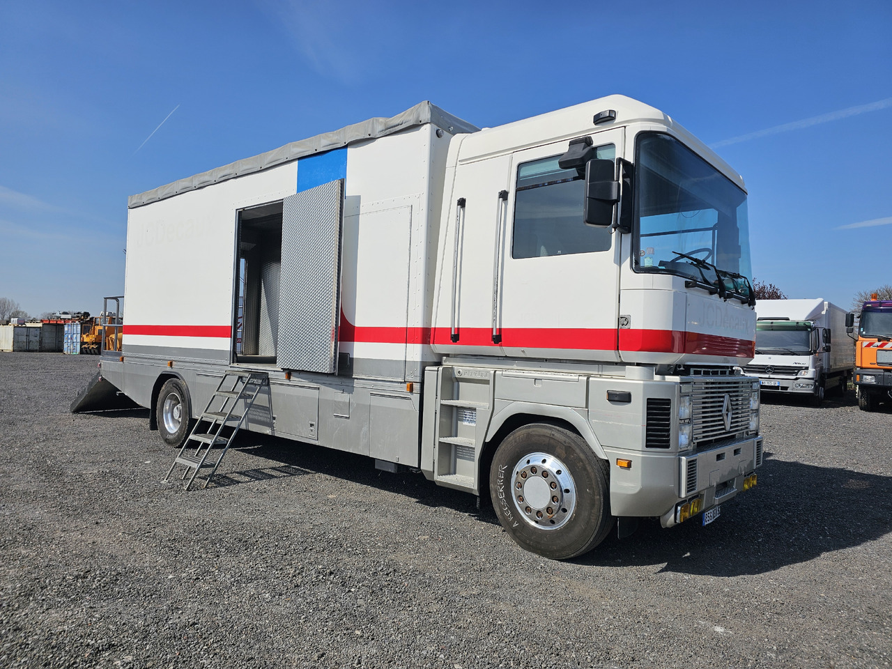 Bakwagen Renault AE380 PHASE1