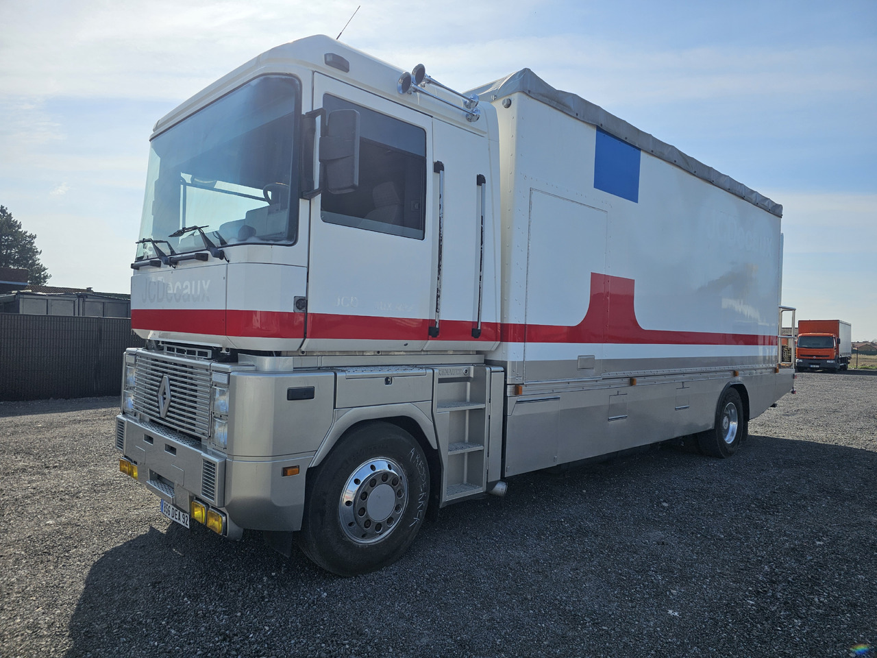 Bakwagen Renault AE380 PHASE1