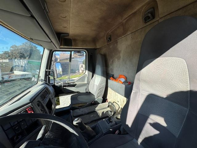 Bakwagen Renault MIDLUM 220 DCI CAISSE HAYON