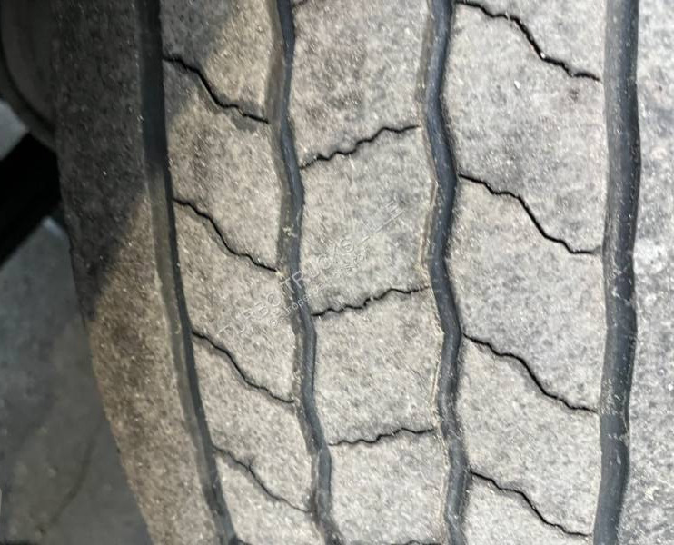 Bakwagen Renault Midlum 180