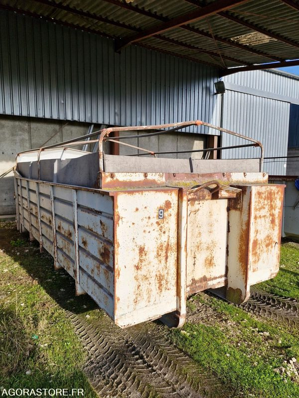 Vrachtwagen Benne ampliroll céréalière 9