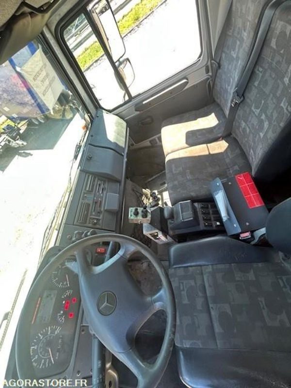 Vrachtwagen CAMION 4X4 MERCEDES UNIMOG U5000 2009 62289 KM 4667 HEURES