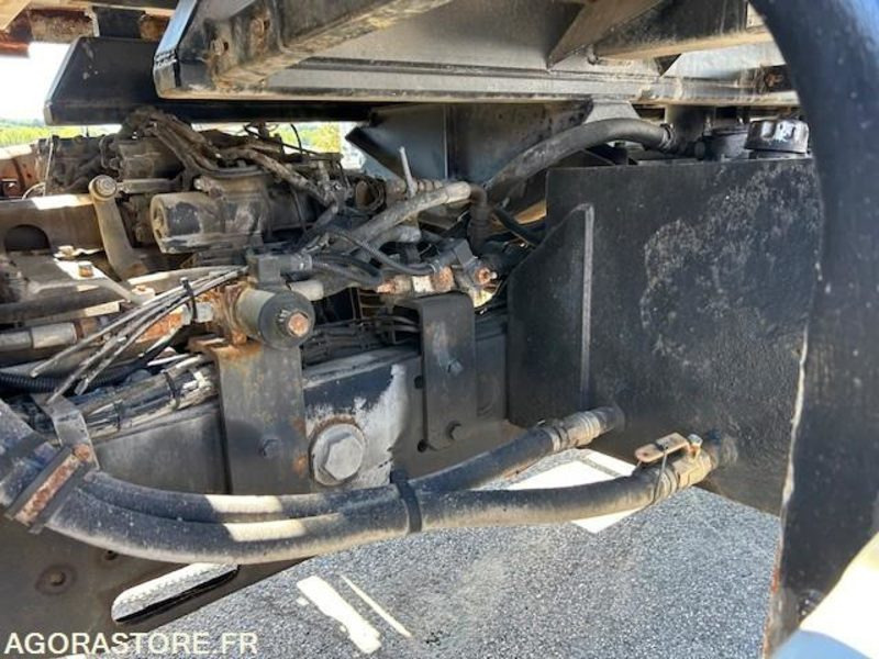 Vrachtwagen CAMION 4X4 MERCEDES UNIMOG U5000 2009 62289 KM 4667 HEURES