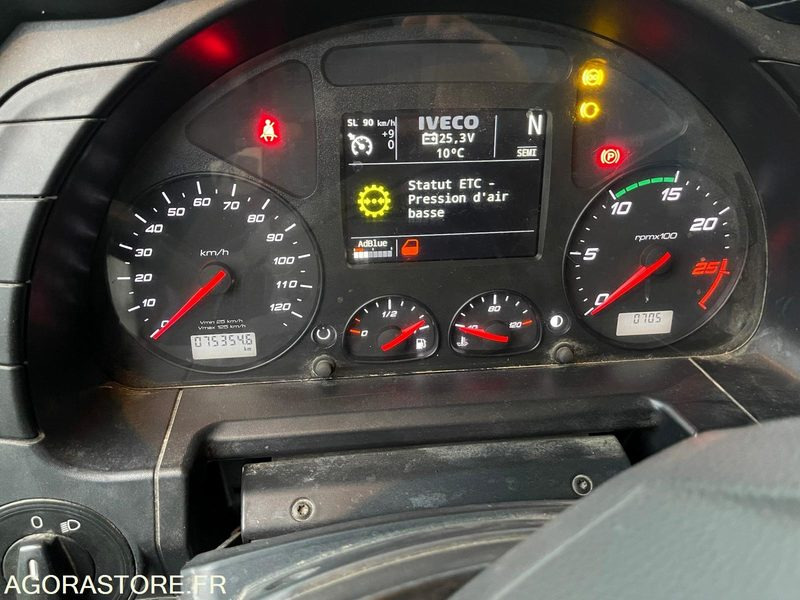 Vrachtwagen CAMION 8X4 BENNE RONDE IVECO X-WAY 480 76 000 KM 2019