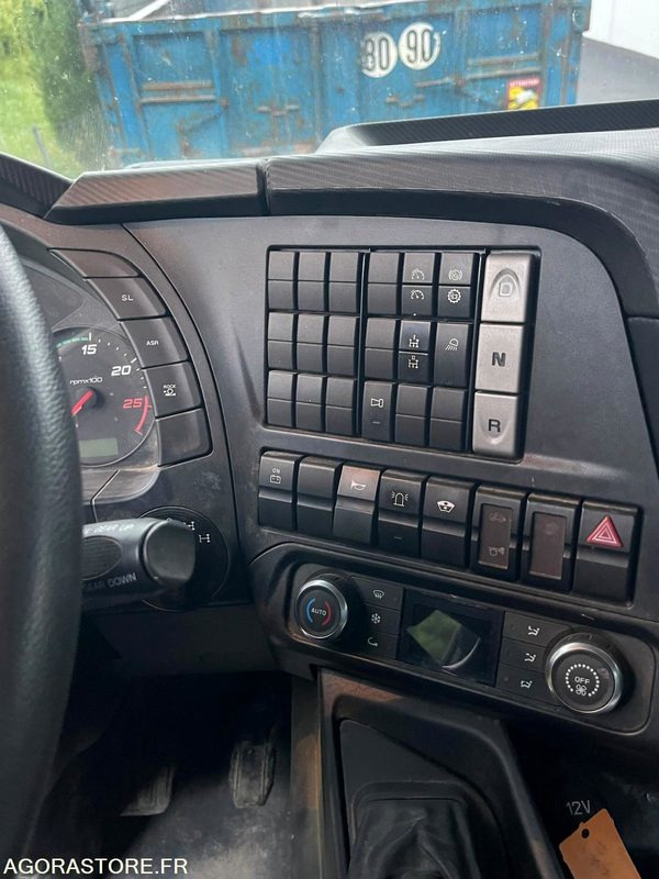 Vrachtwagen CAMION 8X4 BENNE RONDE IVECO X-WAY 480 76 000 KM 2019