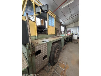 Vrachtwagen  CAMION UNIC - 1974 / 82262 KM