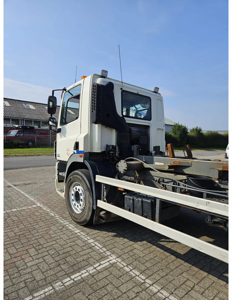 Chassis vrachtwagen DAF CF 85 360 Manual 10 Tyres