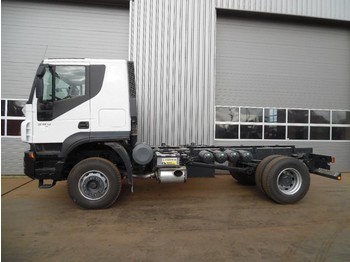 Chassis vrachtwagen Iveco Trakker 380 4x2 Chassis Cab