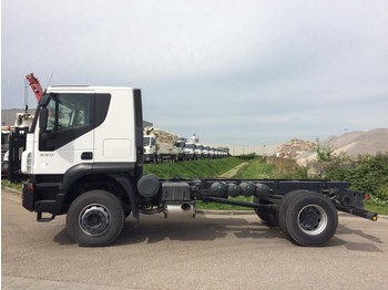 Chassis vrachtwagen Iveco Trakker 380 4x2 Chassis Cab