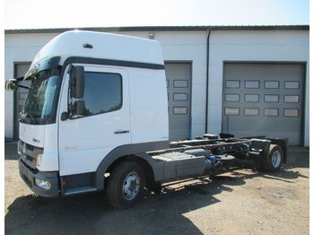 Chassis vrachtwagen MERCEDES-BENZ ATEGO 818