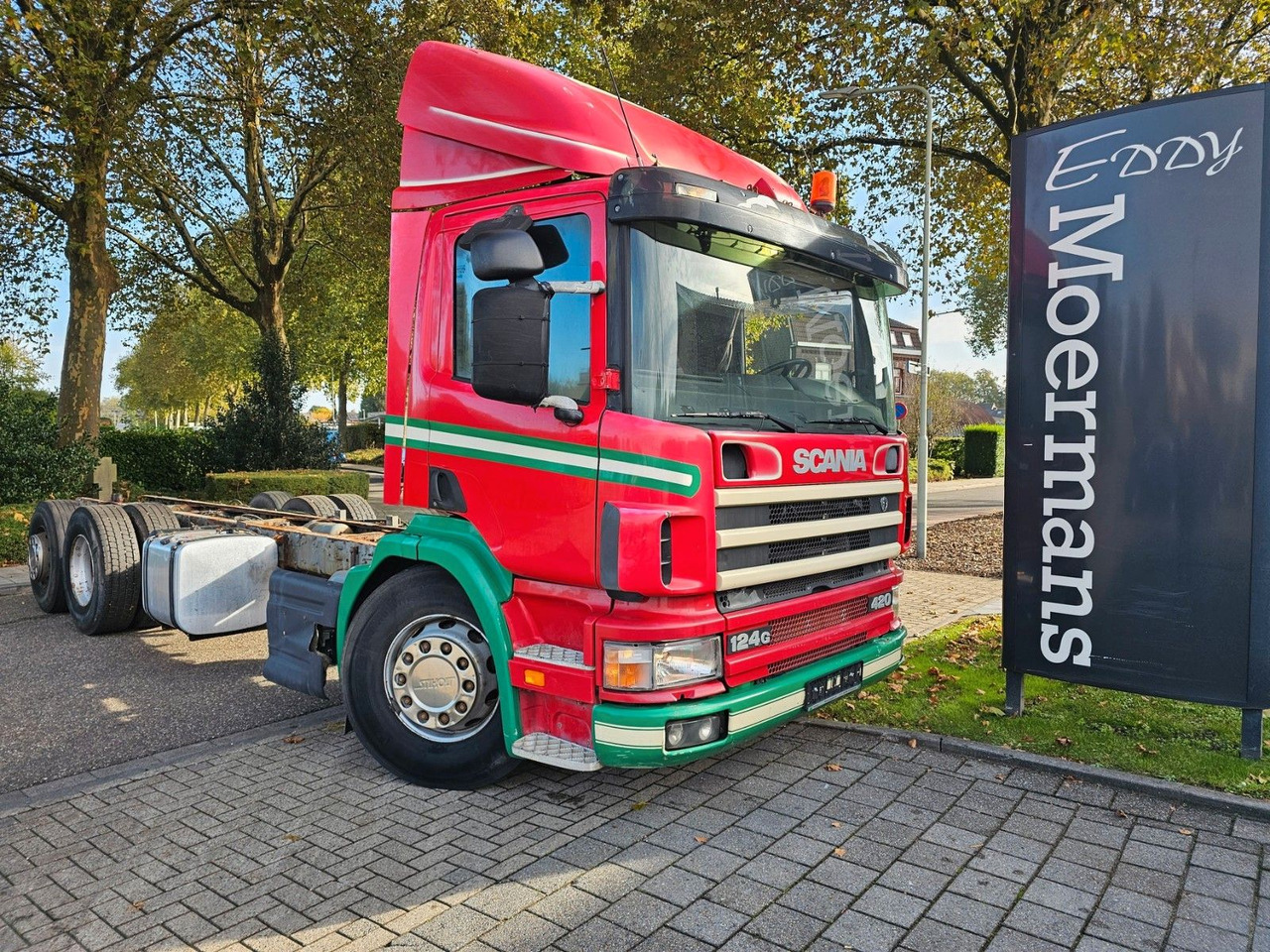 Chassis vrachtwagen Scania P 124G 420 6x2*4 Fahrgestell
