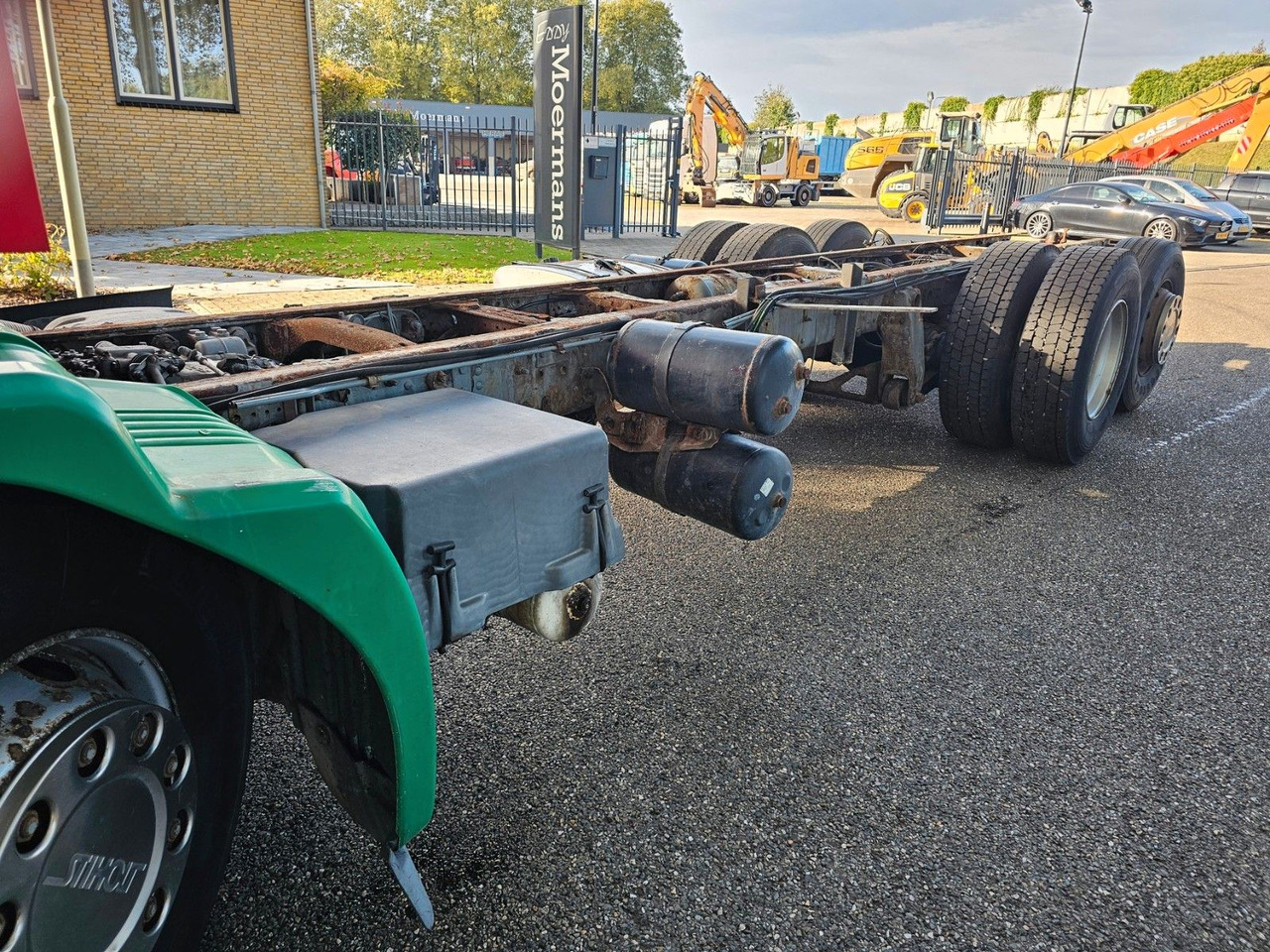 Chassis vrachtwagen Scania P 124G 420 6x2*4 Fahrgestell