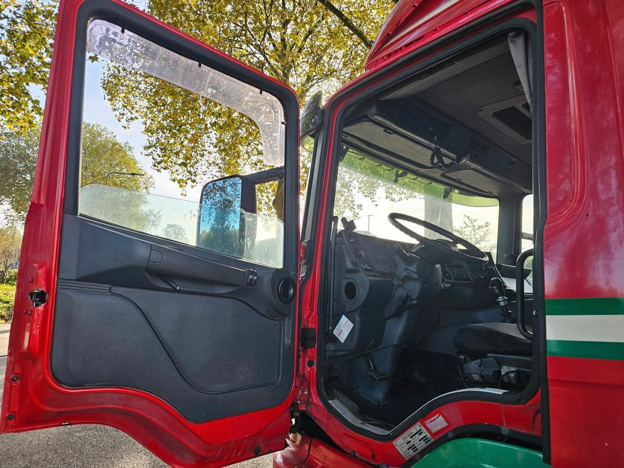 Chassis vrachtwagen Scania P 124G 420 6x2*4 Fahrgestell