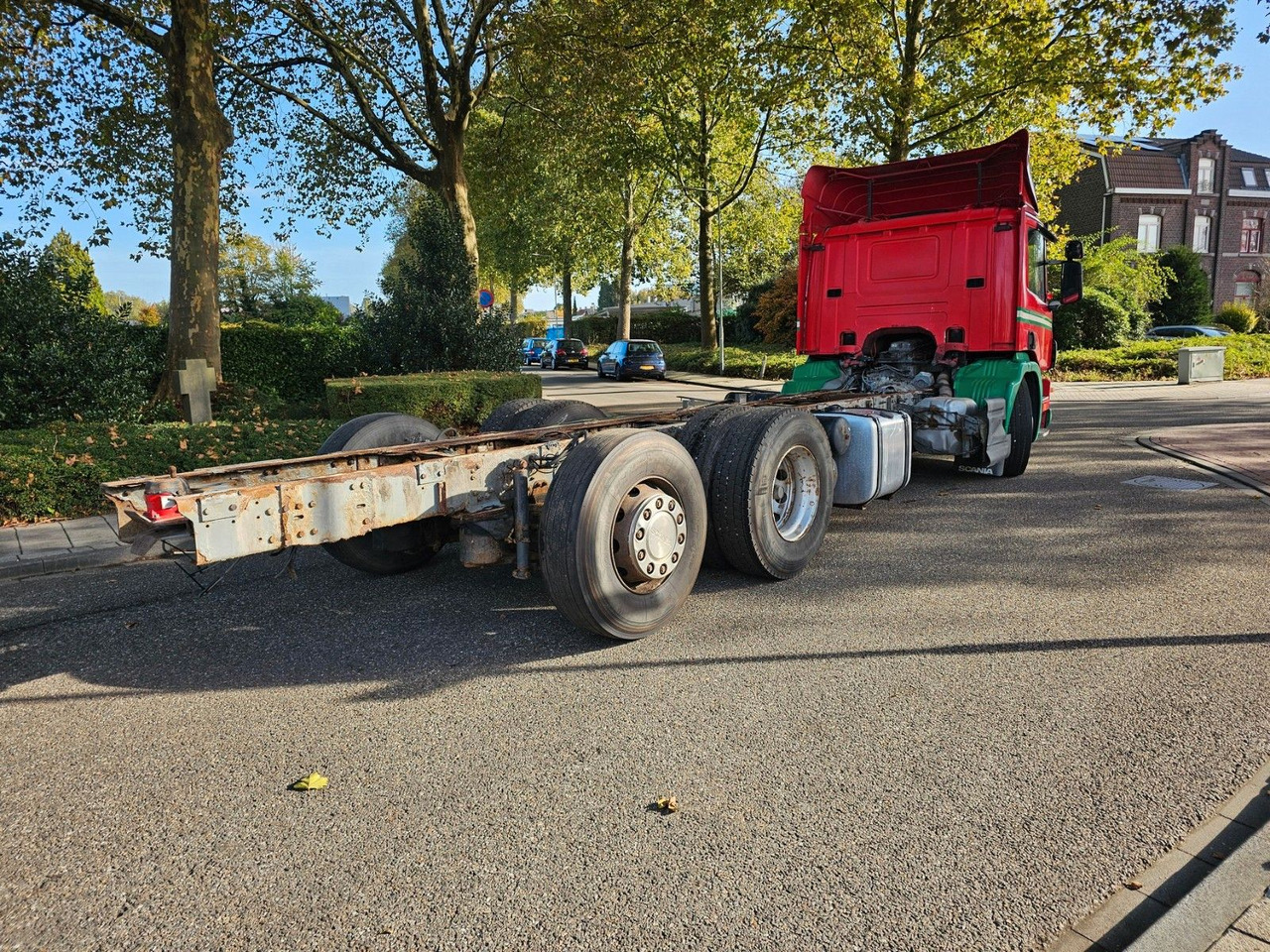 Chassis vrachtwagen Scania P 124G 420 6x2*4 Fahrgestell