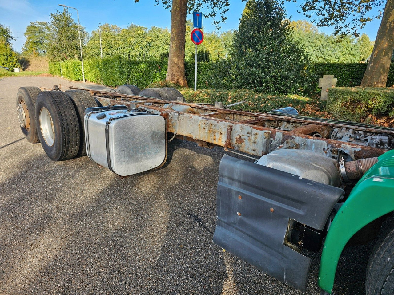 Chassis vrachtwagen Scania P 124G 420 6x2*4 Fahrgestell
