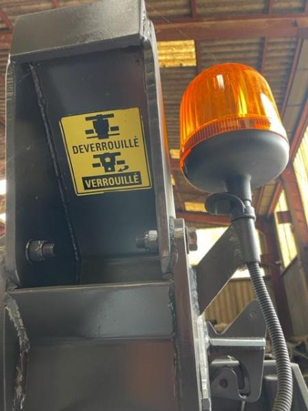 Chassis vrachtwagen UNIPOWER MPI BT 120