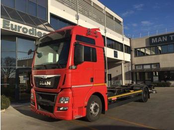 Containertransporter/ wissellaadbak vrachtwagen MAN TGX 18.440 4X2 LL