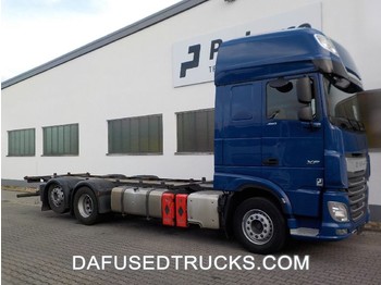Containertransporter/ Wissellaadbak vrachtwagen DAF FAR XF480: afbeelding 1