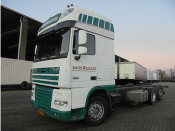 Chassis vrachtwagen DAF XF105.460 6x2: afbeelding 1