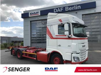 Containertransporter/ Wissellaadbak vrachtwagen DAF XF 460 FAR Space Cab, Langendorf BDF Wechselsyst: afbeelding 1