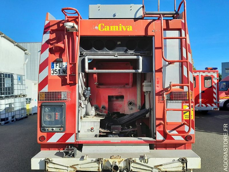 Vrachtwagen FOURGON POMPE TONNE - 56919kms