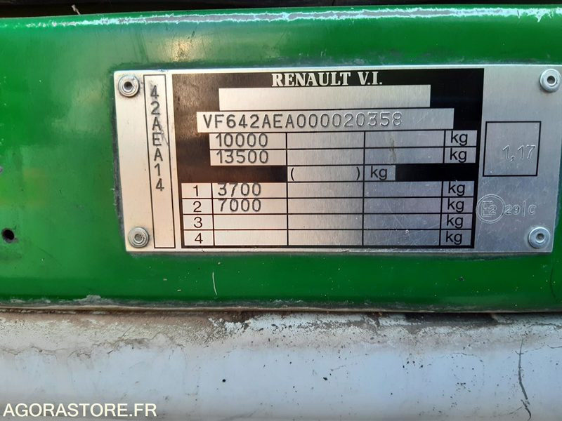 Vrachtwagen FOURGON RENAULT 10T - CD388BR