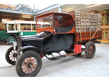 Vrachtwagen met open laadbak Ford 1925 TT: afbeelding 1