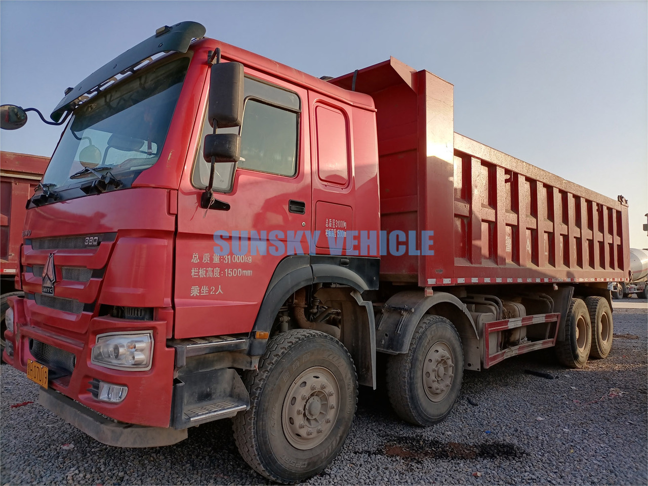 Kipper vrachtwagen voor het vervoer van bulkgoederen HOWO 8x4 NX430 Dump Truck: afbeelding 10