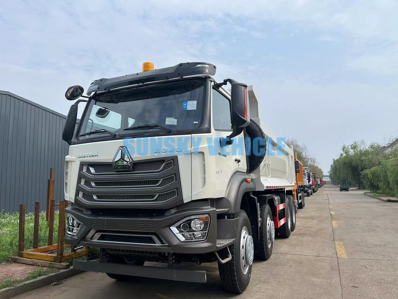 Kipper vrachtwagen voor het vervoer van bulkgoederen HOWO 8x4 NX430 Dump Truck: afbeelding 2