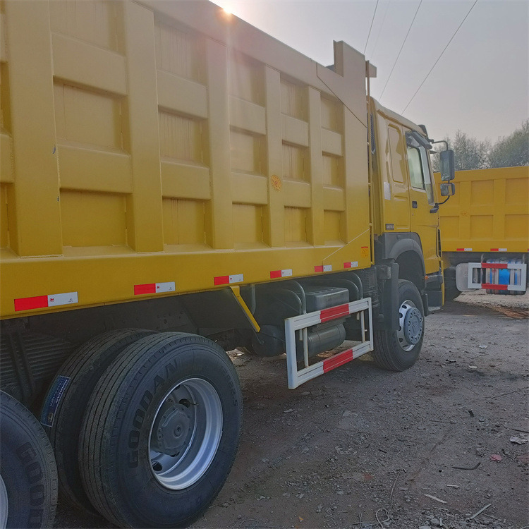 Kipper vrachtwagen HOWO HOWO 6x4 375 -Yellow: afbeelding 9