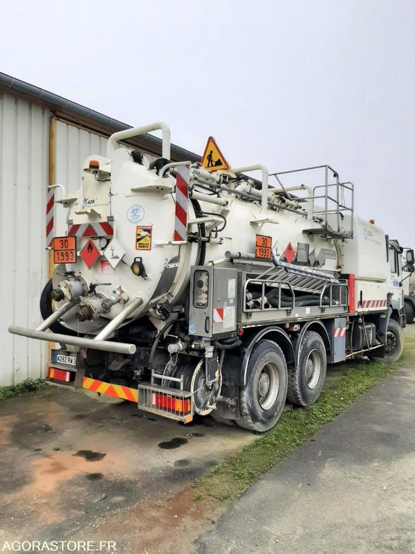 Vrachtwagen HYDROCUREUR  -MAN- 4282-RW-36 - 2001 - 439 500 KM