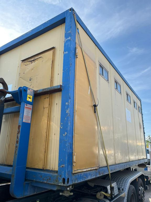 Haakarmsysteem vrachtwagen 