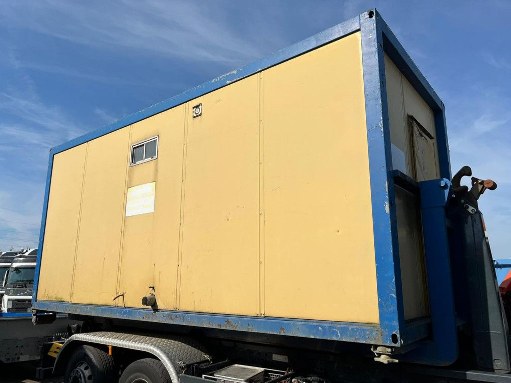 Haakarmsysteem vrachtwagen 