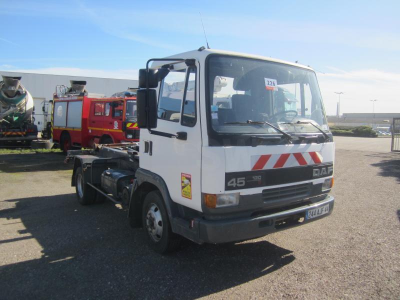 Haakarmsysteem vrachtwagen DAF 45 ATI 130