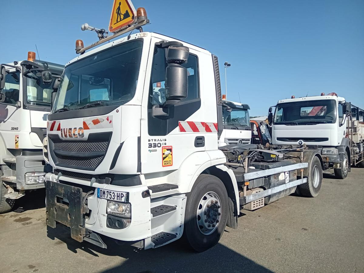 Haakarmsysteem vrachtwagen Iveco 330.36