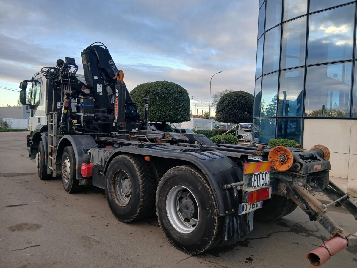 Haakarmsysteem vrachtwagen Iveco Trakker